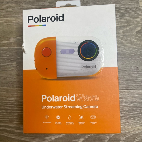 Polaroid Wave Underwater Digital Camera with Video Recording, Wi-Fi Connectivity - Picture 5 of 8